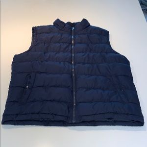 Gap puffer vest